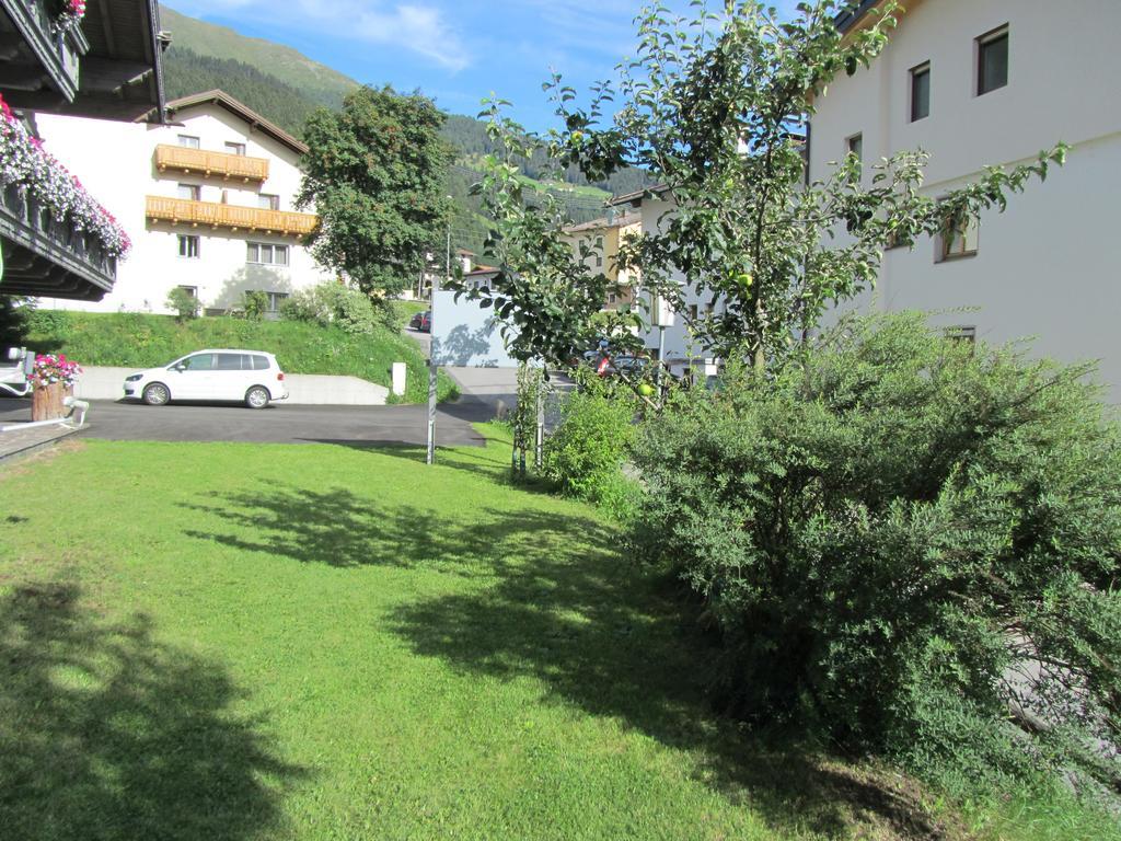 Appartements Kroner Nauders Exterior foto